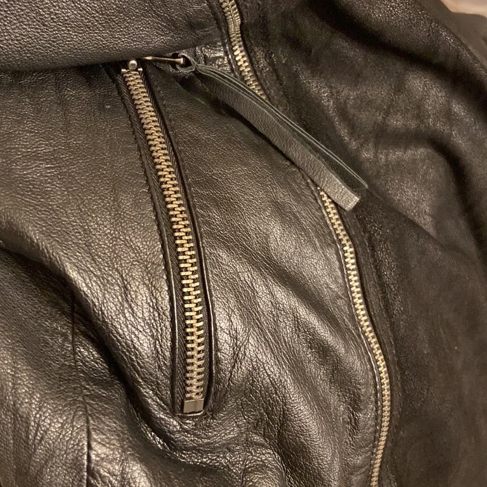 Zara Woman Black Sheep Leather Motorcycle Jacket with Removable Neck Shawl - Picture 6 of 7